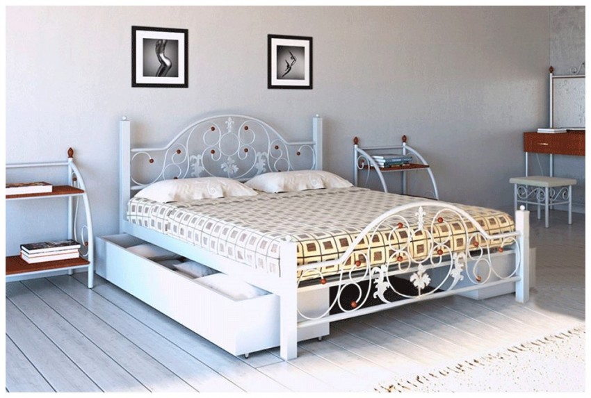 Деревянный каркас для двуспальной кровати