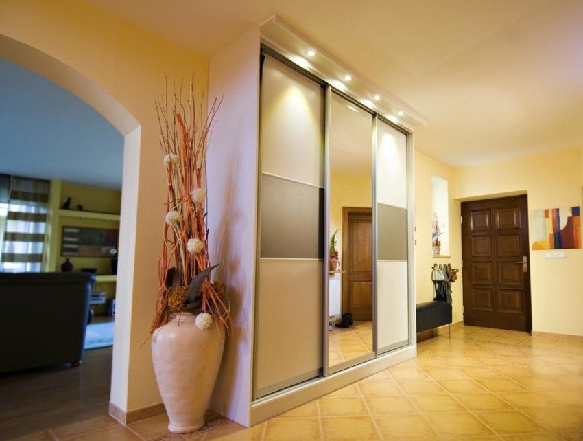 Дизайн прихожей: красивые интерьеры в современном стиле, идеи для уютного коридора